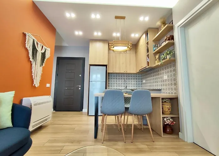 Modern Style 2br-apt - 10min To Skanderbeg Square * 地拉那