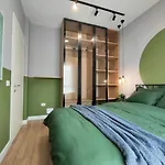Modern Style 2br-apt - 10min To Skanderbeg Square Apartment Tirana