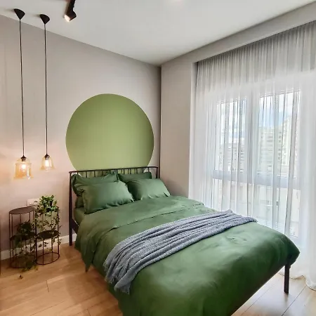 Modern Style 2br-apt - 10min To Skanderbeg Square * Tirana