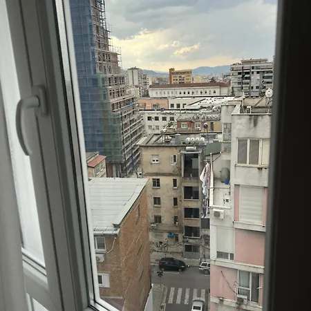 Modern Style 2br-apt - 10min To Skanderbeg Square * טיראנה