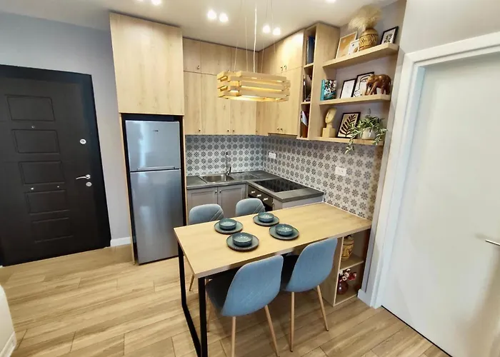 Modern Style 2br-apt - 10min To Skanderbeg Square Apartment *